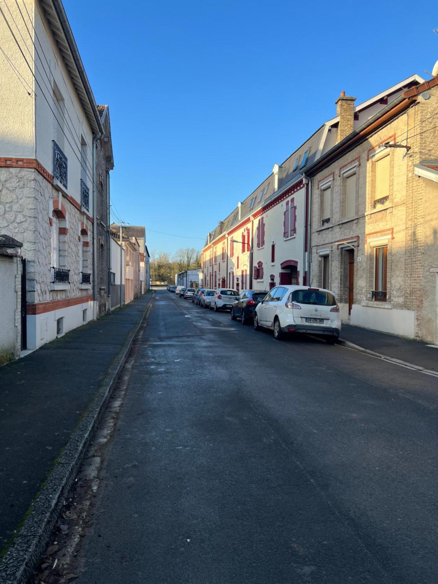 Ravissant T2 Proche Centre-Ville Et Jard Châlons-en-Champagne Esterno foto